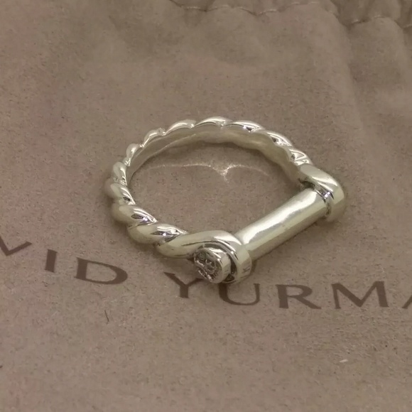 David Yurman Maritime Shackle Ring - Picture 4 of 4